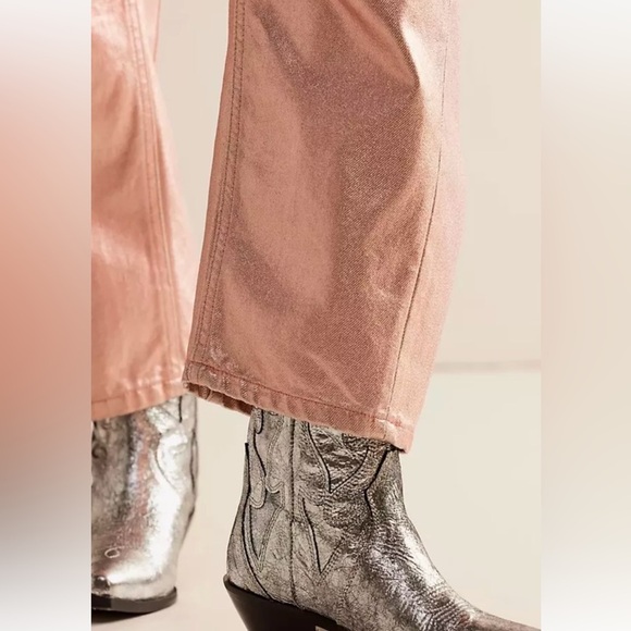 Free People Moxie Metallic Low-Slung Barrel Jeans Rope Tie Bubblegum Rose 25 NEW - Picture 5 of 5